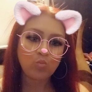 Meet your Posher, Imelda